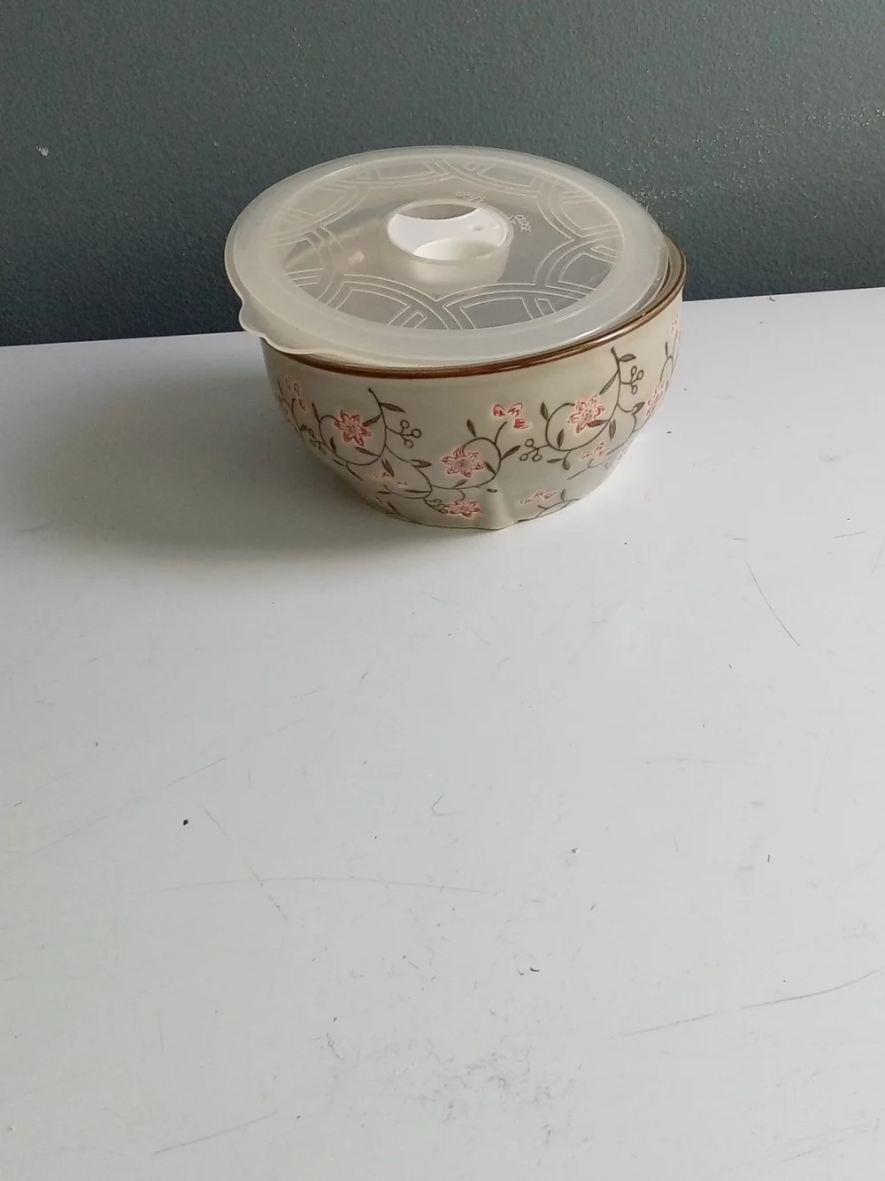 Ceramic Floral Storage Bowl with Vented Lid Pink Cherry Blossom Microwave‎ Safe